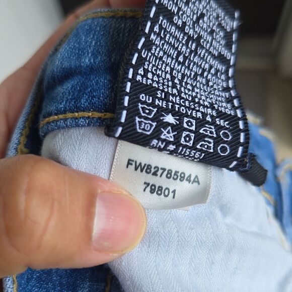 7 for All Mankind Button Up Fly Cropped Jeans Highrise Size 28 - Picture 4 of 12